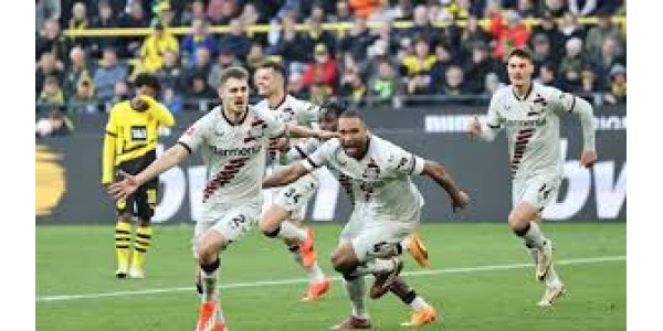 Bayer 04 Leverkusen trennte sich auswärts von Borussia Dortmund mit einem 1-1